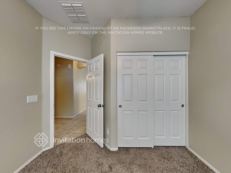 Building Photo - 13779 W Maui Ln