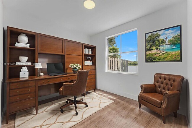 Building Photo - 3907 SW 155th Ave