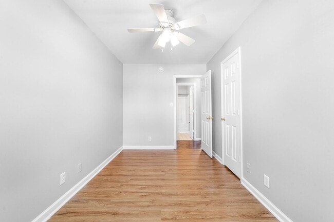 Building Photo - Lovely ranch style minutes from Fort Campbell