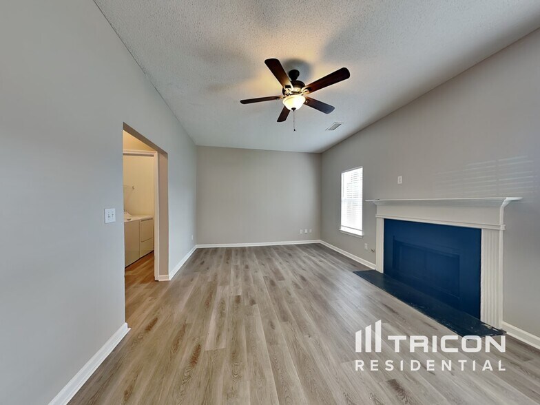 Building Photo - 4445 Millenium View Ct SW
