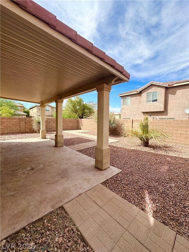 Building Photo - 9280 W Sunny Oven Ct