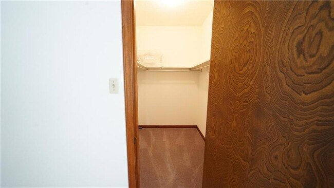 Building Photo - 155 Villere Dr