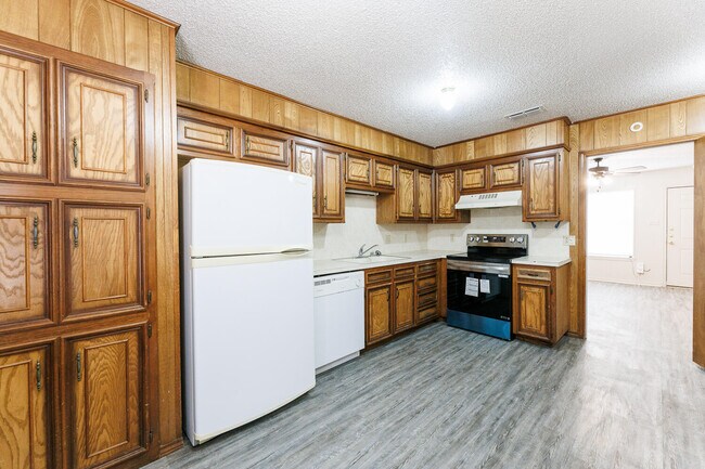 Building Photo - 5722 Brownfield Dr