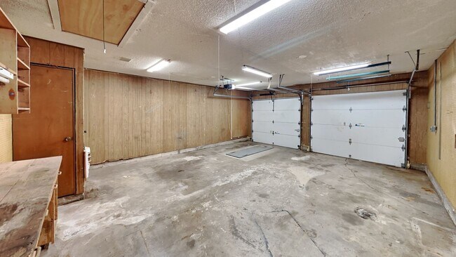 Building Photo - Very Nice 3 bedroom 2 bath home in Edmond ...