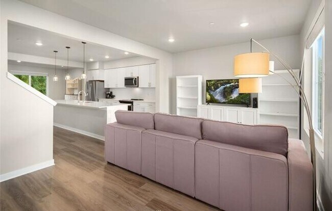 Building Photo - Newer Construction 3-Bedroom Home with Smart Features, Tandem Garage & Community Amenities