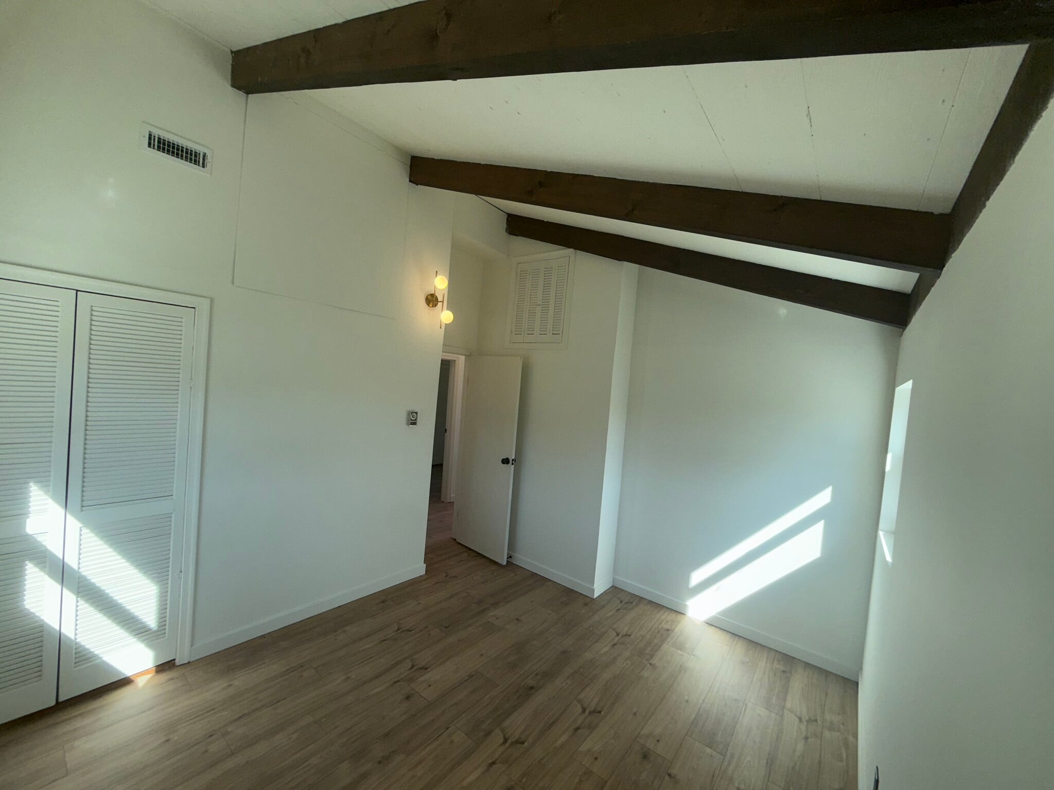 Building Photo - 12516 W Torquay Rd