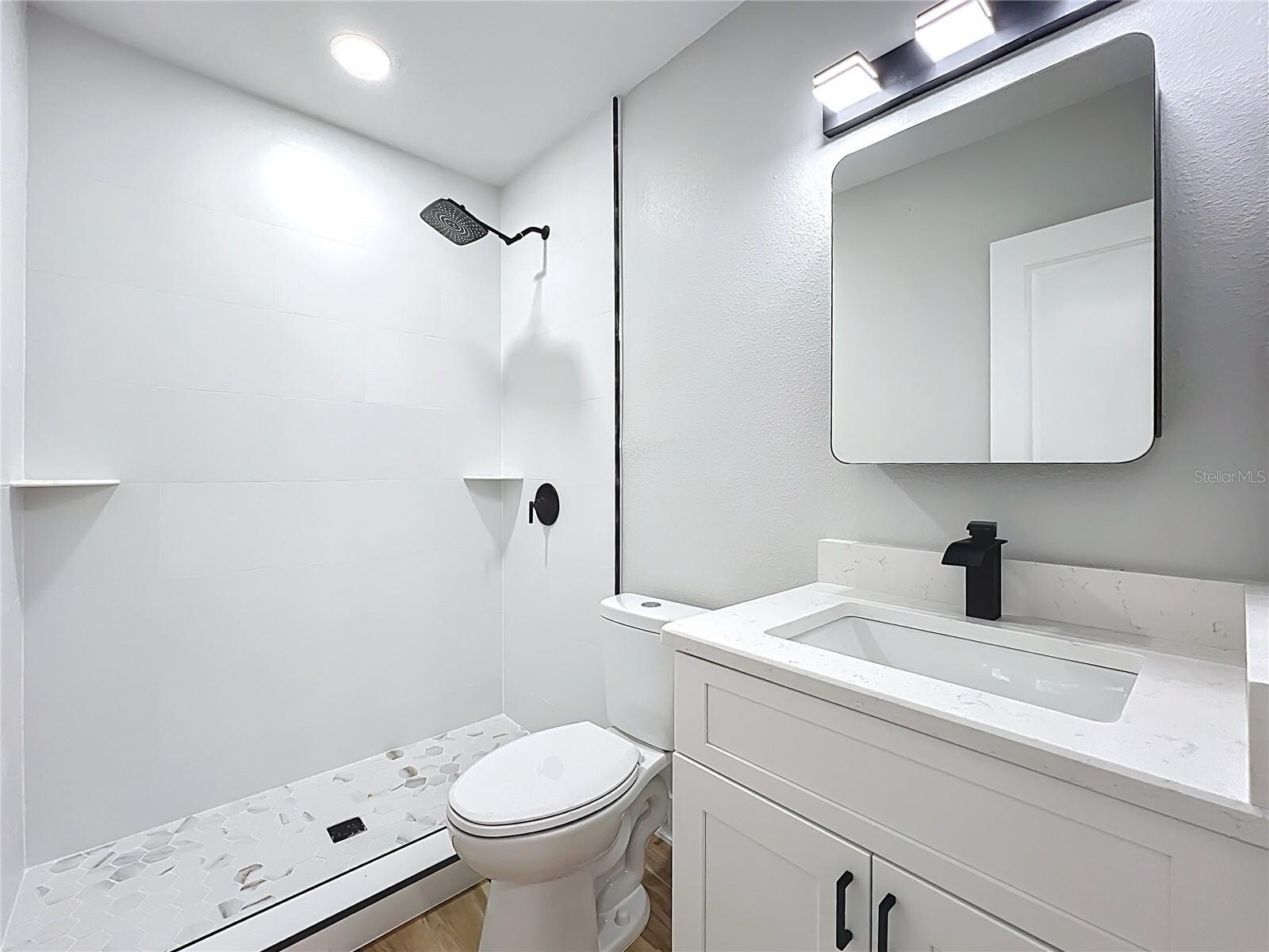 Building Photo - 1307 Eagleview Dr