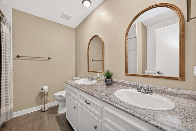 Building Photo - 23011 Fox Hunt Dr