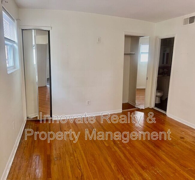 Building Photo - 9513 Hoff St
