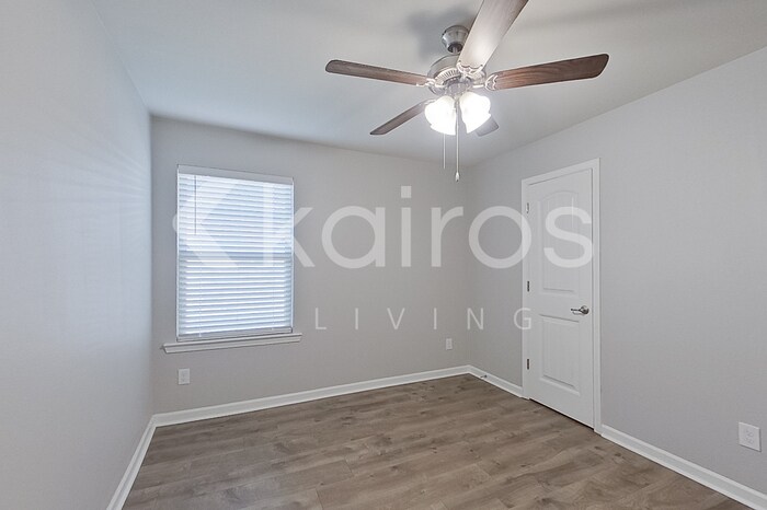 Building Photo - 116 SANTIAGO COURT