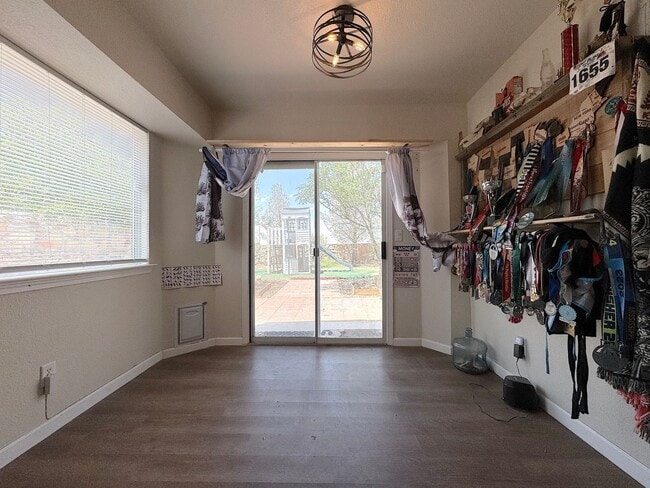 Building Photo - East El Paso 3 bed Refrig A/C with Gorgeous Yard!