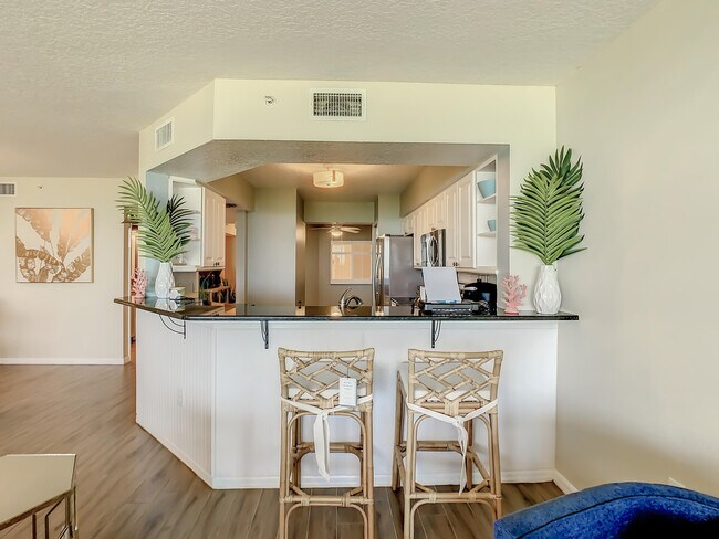 Building Photo - 1851 Jimmy Buffett Mem Hwy