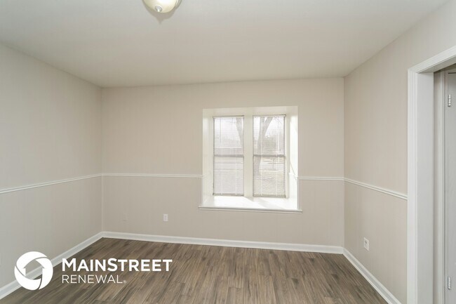 Building Photo - 3378 Hallshire Dr