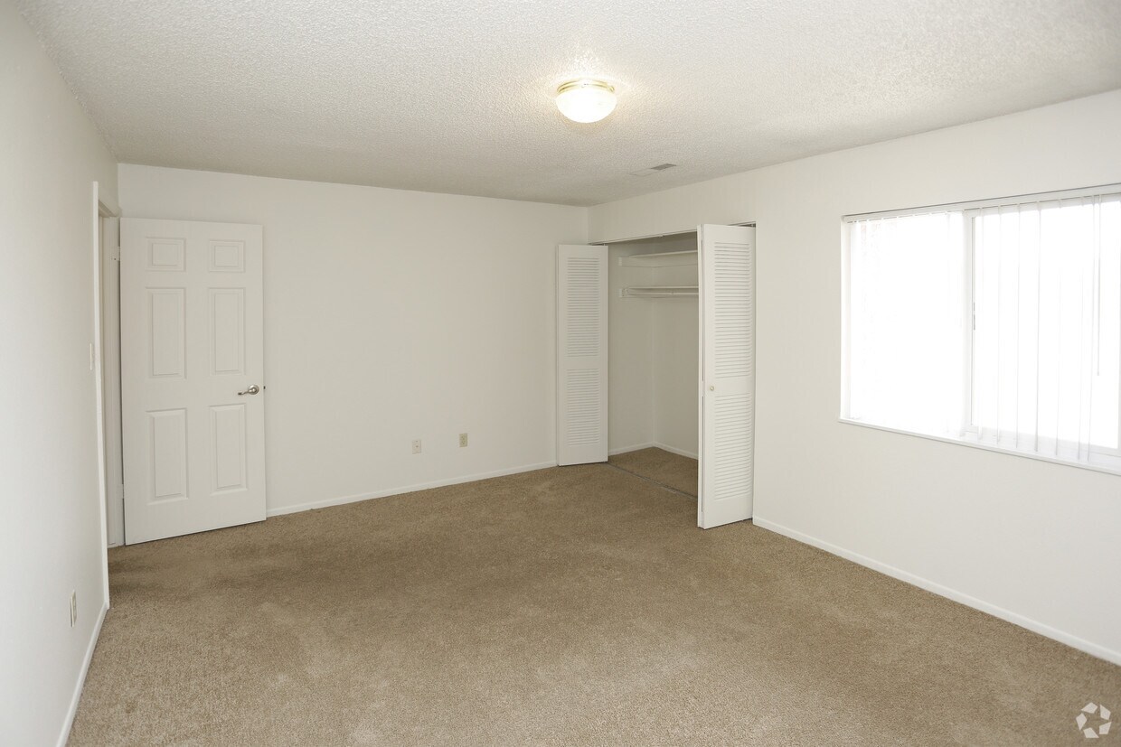Greentree Village Apts Income Qualified Colorado Springs