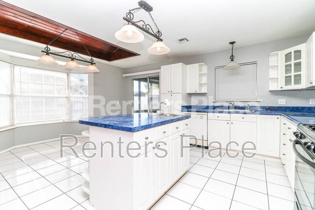 Building Photo - 444 West 147th Pl S