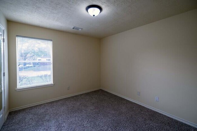 Building Photo - 7626 Painton Ln