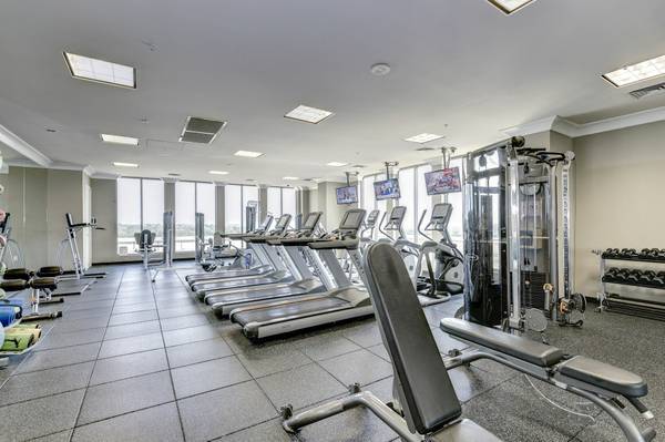 Gym - 851 N Glebe Rd