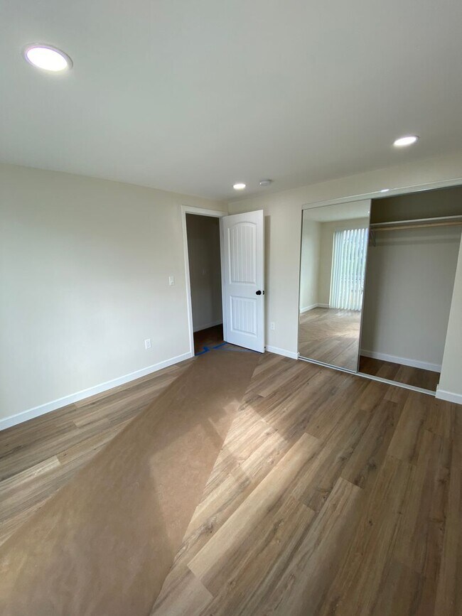 Building Photo - COMING SOON - NEWLY RENOVATED 3BD+1BA HOME