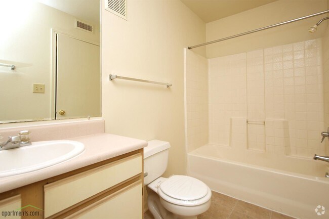 Bathroom - The Reserve at Chandler's Glen