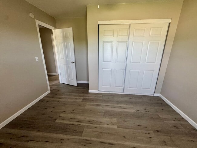 Building Photo - 3 Bedroom 2.5 Bath home in Troy, MO!