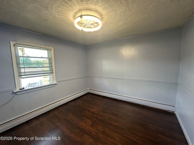 Building Photo - 173 McAlpine St