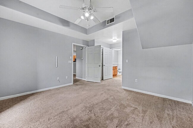 Building Photo - 5800 N Tower Dr