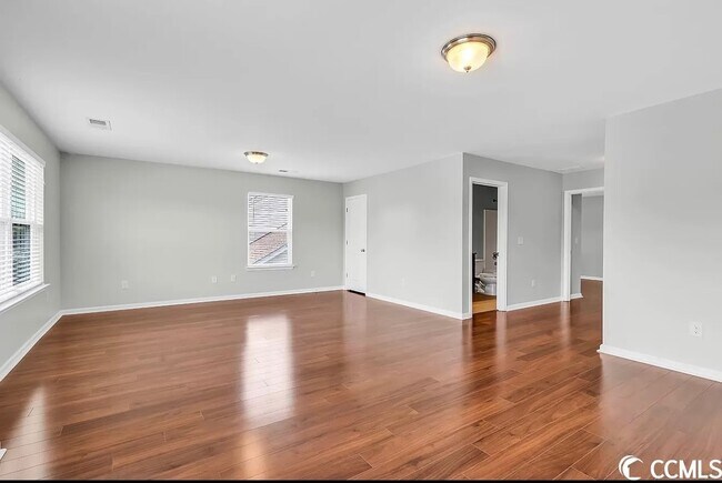 Building Photo - 4462 Marshwood Dr
