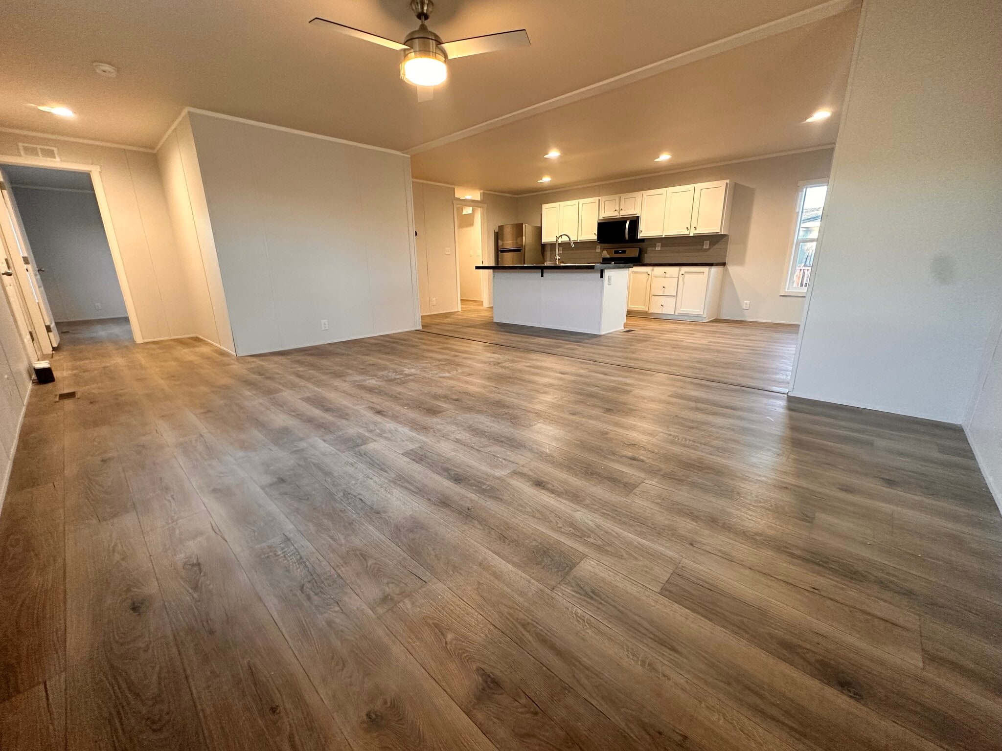 Building Photo - 18 Jubilee St