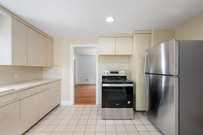 Building Photo - 159 Payson Rd