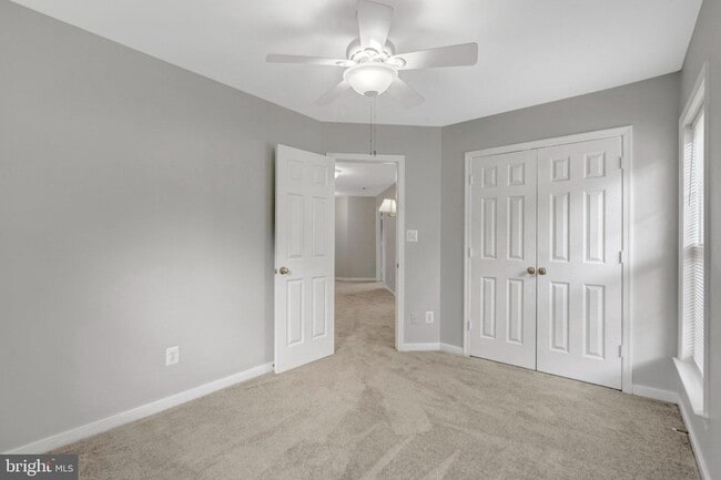 Building Photo - 26161 Rachel Hill Dr