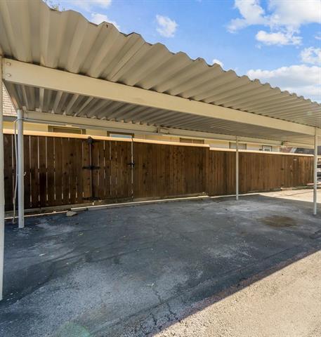 Building Photo - 13606 Flagstone Ln