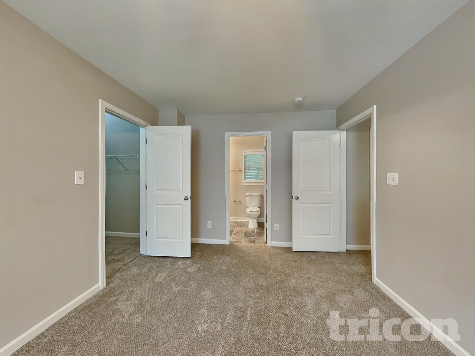 Building Photo - 1218 Azalea Dr