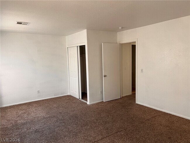 Building Photo - 3391 Sparrow Heights Ave
