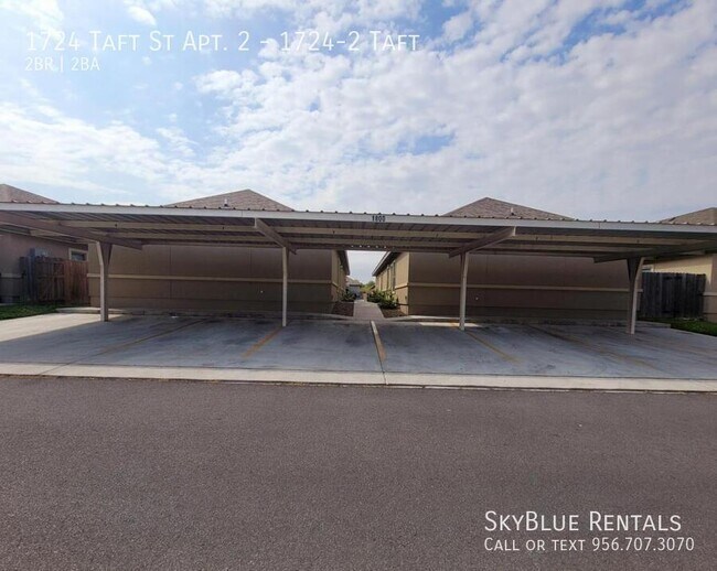 Building Photo - 1724 Taft St