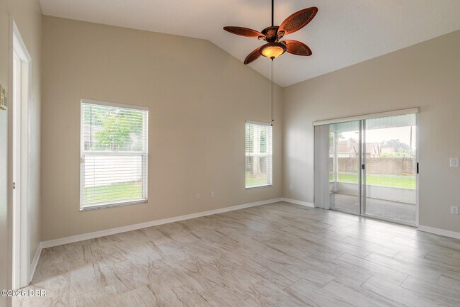Building Photo - 109 Brookhollow Cir