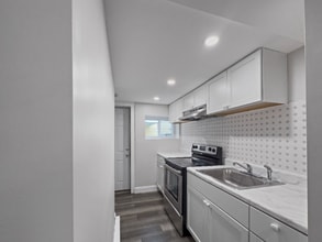 Building Photo - 375-379 Haverhill St