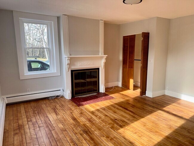 Building Photo - 25 Pine St