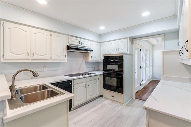 Building Photo - 4223 Lawngate Dr