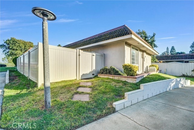 Building Photo - 23425 El Reposa