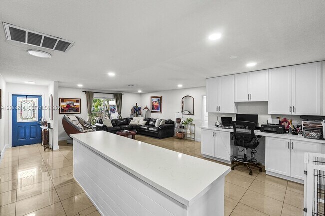 Building Photo - 3701 NW 114th Ave