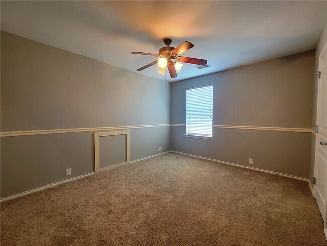 Building Photo - 17006 Cherokee Lake Ln