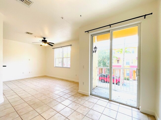 Building Photo - 1119 Shoma Dr