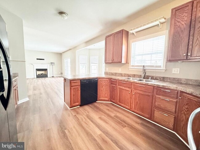 Building Photo - 15 Delhi Ct