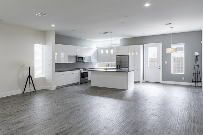 Building Photo - 5416 Robusto Pl