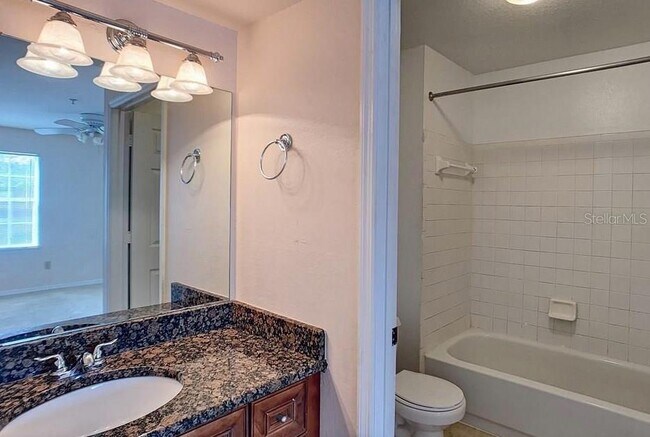 Building Photo - 7320 Westpointe Blvd