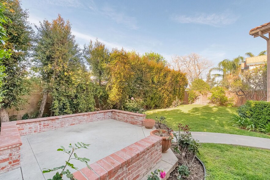 Building Photo - 17333 San Jose St