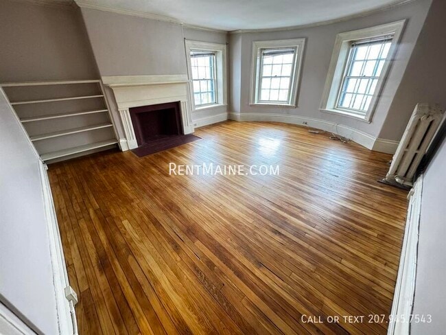 Building Photo - 77 Broadway