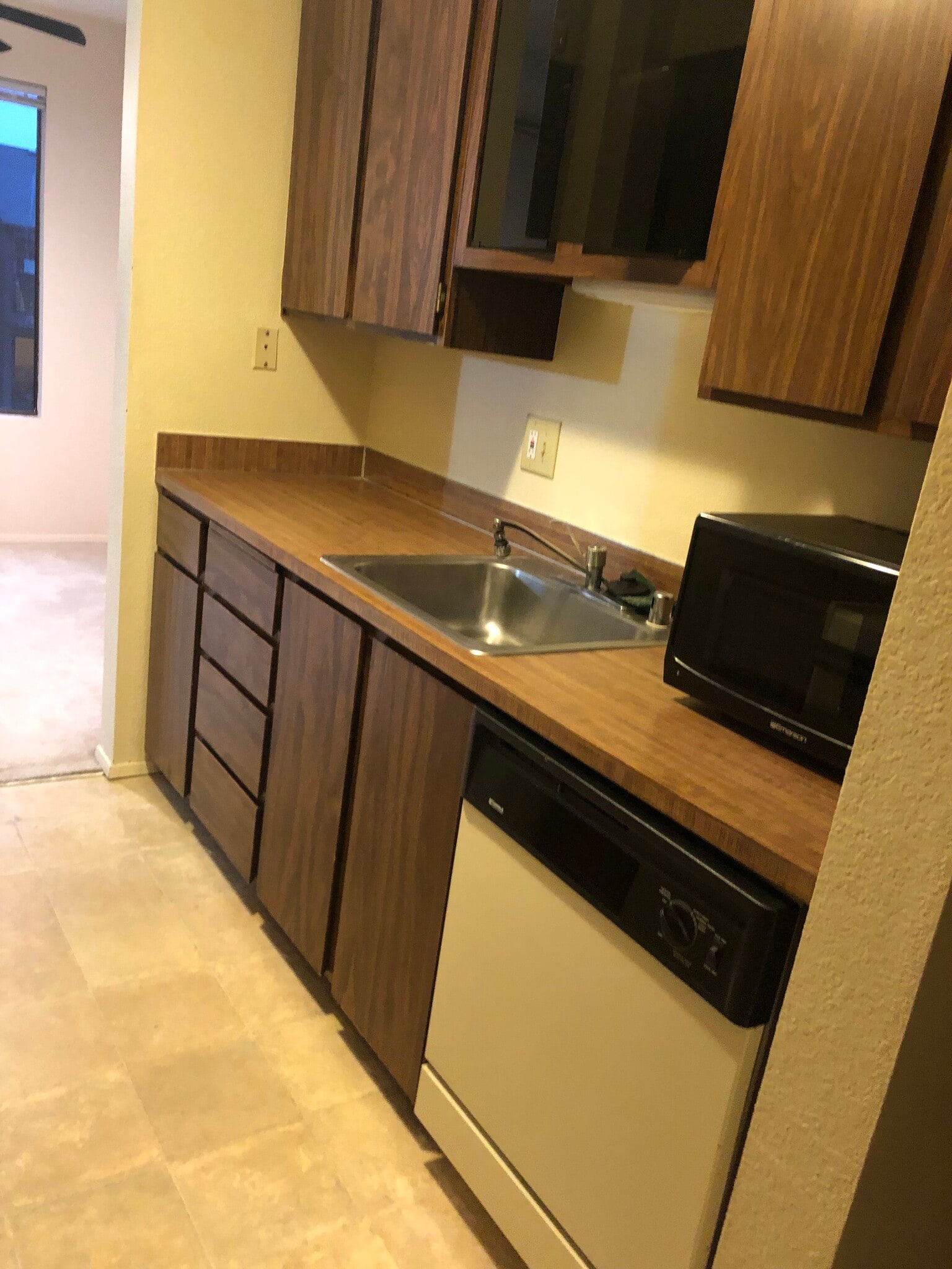 kitchen - 12515 NE 145th Pl
