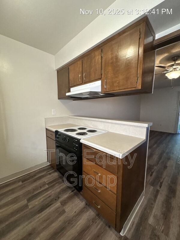 Building Photo - 332 N Westfield St