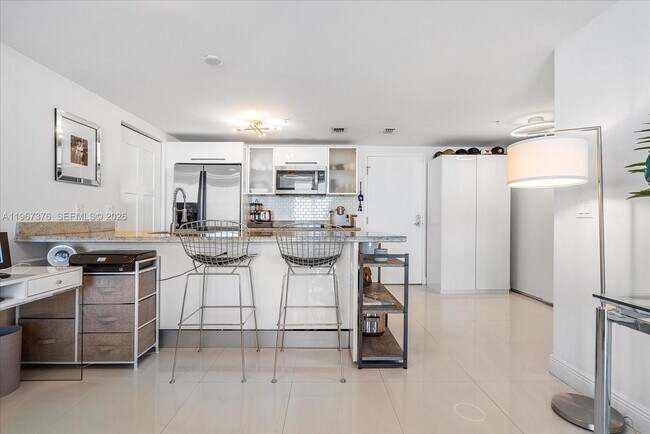 Building Photo - 185 SW 7th St